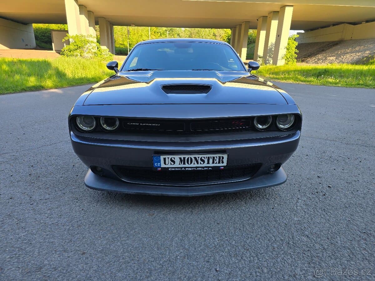 2019 Dodge CHALLENGER - 10
