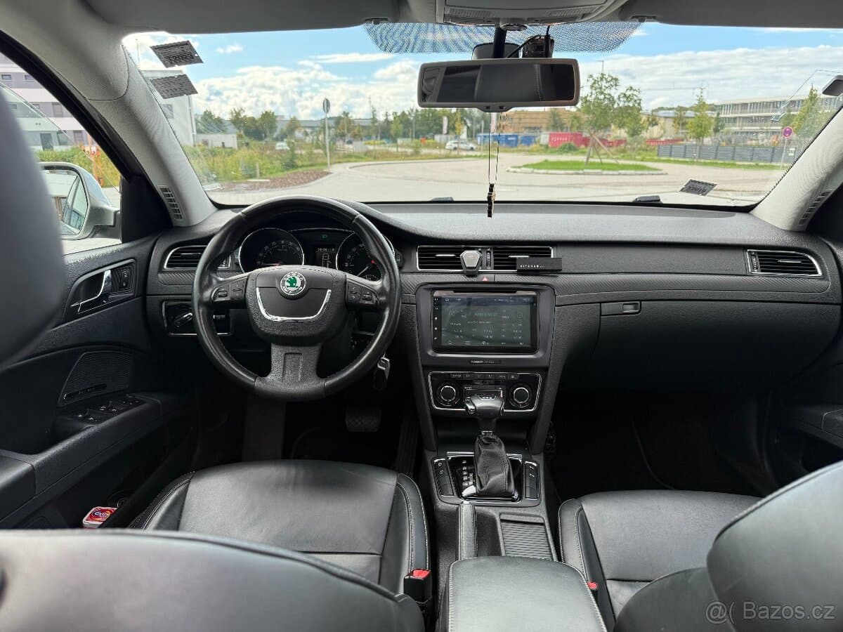 2012 Škoda SUPERB - 10