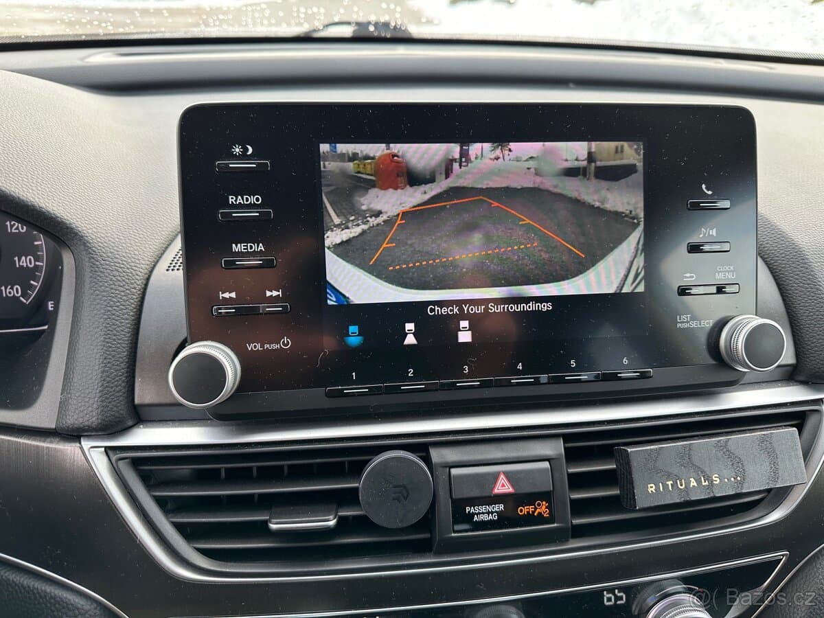 2019 Honda ACCORD - 10