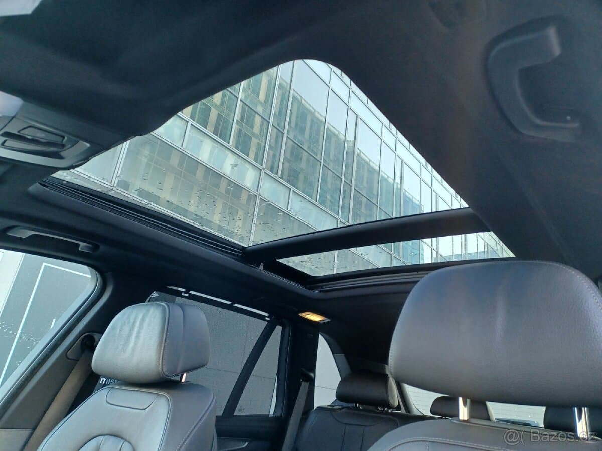 2017 BMW X5 - 10