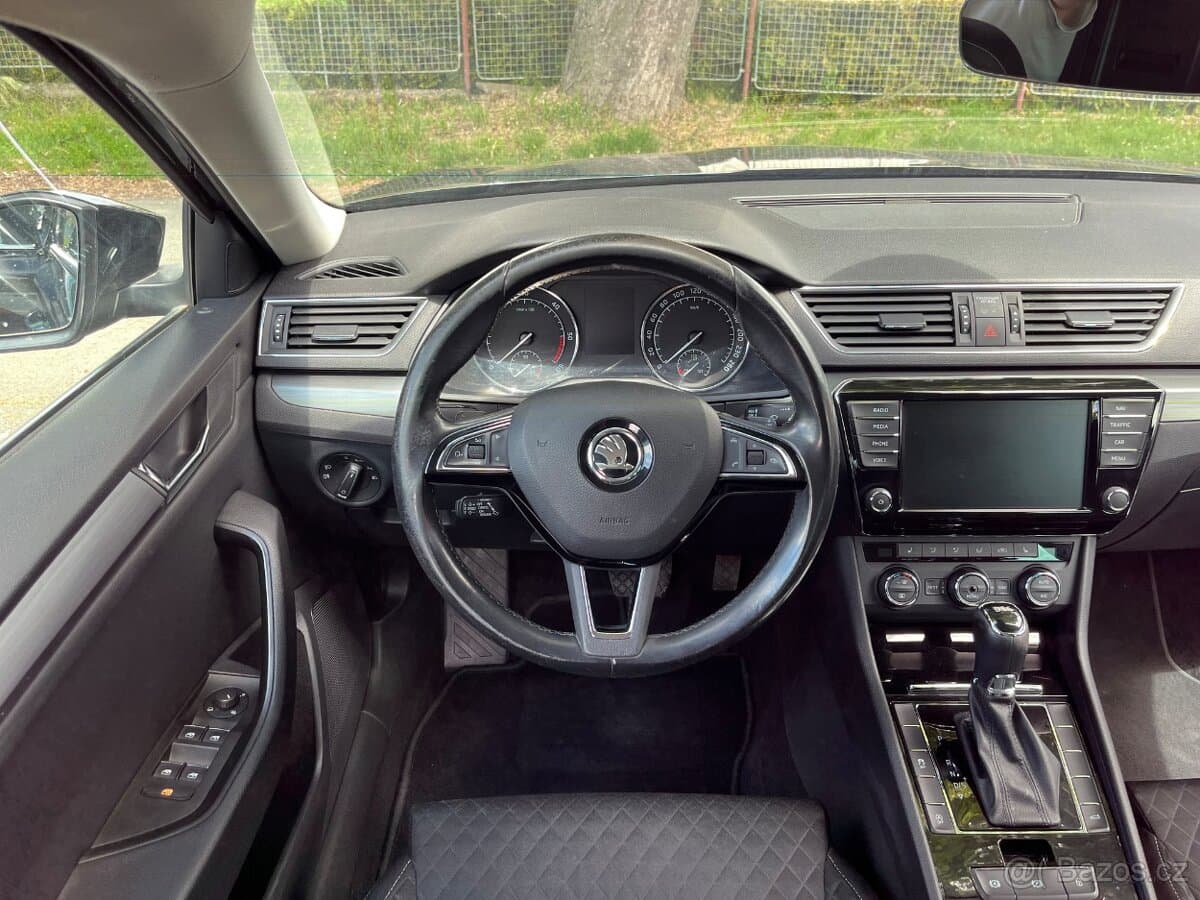 2016 Škoda SUPERB - 10
