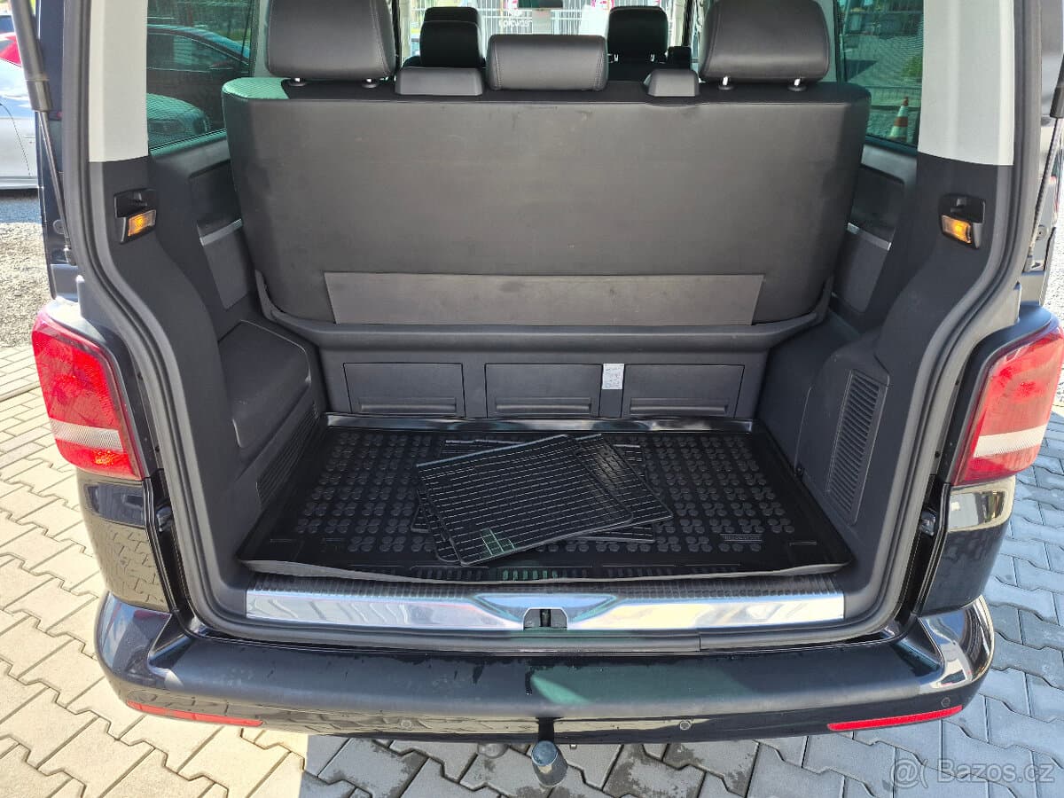2013 Volkswagen MULTIVAN - 10