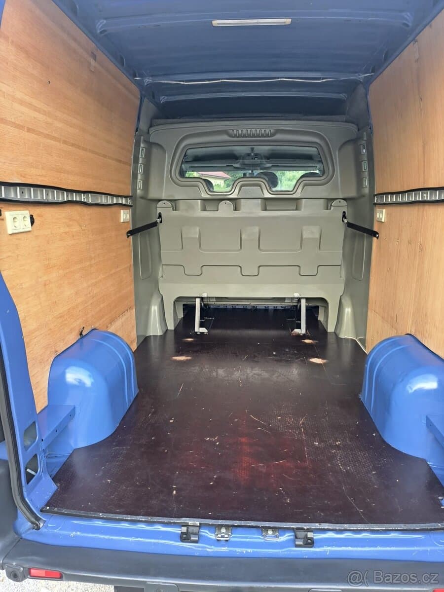 2010 Nissan OSTATNÍ - 10