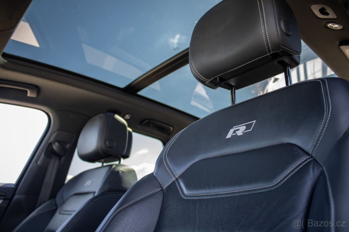 2019 Volkswagen TOUAREG - 10
