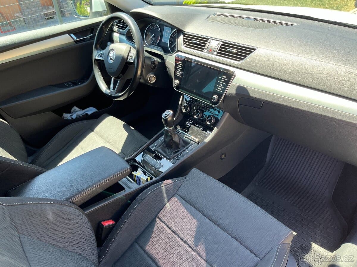 2018 Škoda SUPERB - 10