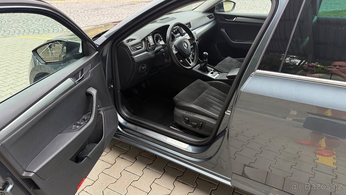 2015 Škoda SUPERB - 10
