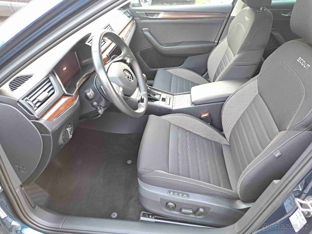 2022 Škoda SUPERB - 10