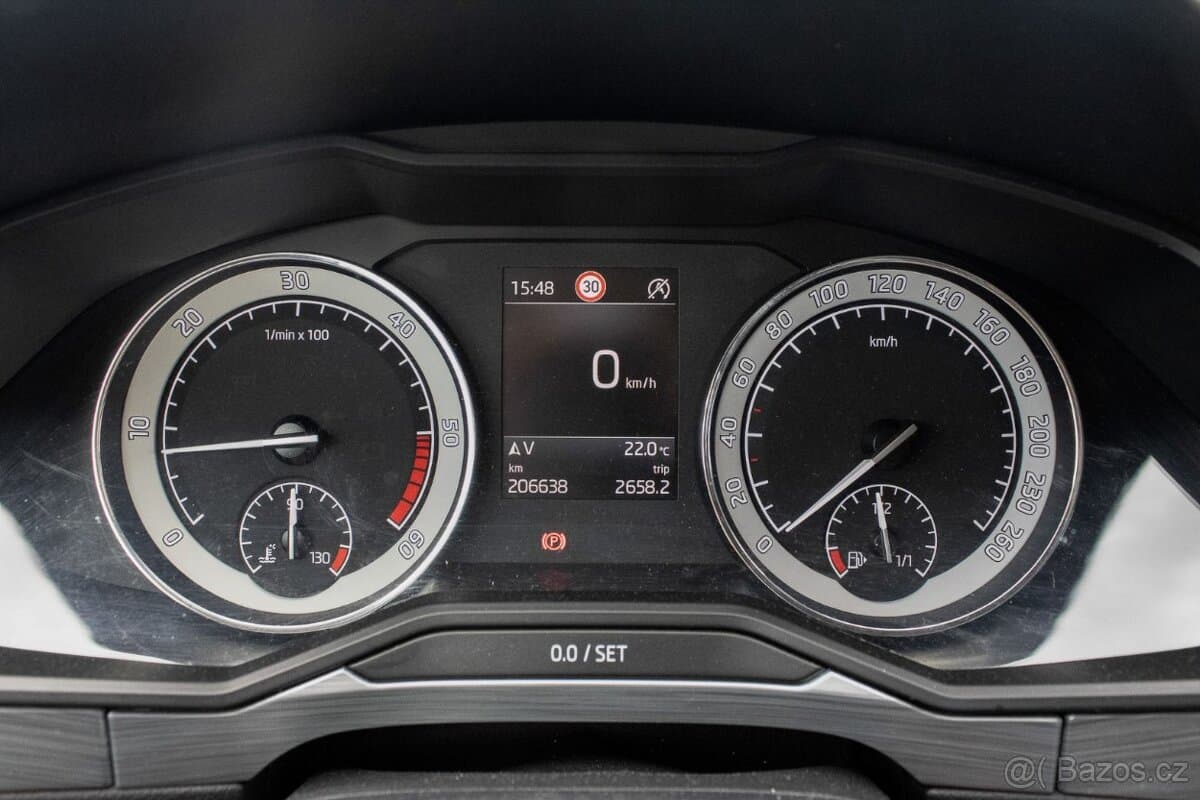 2020 Škoda SUPERB - 10
