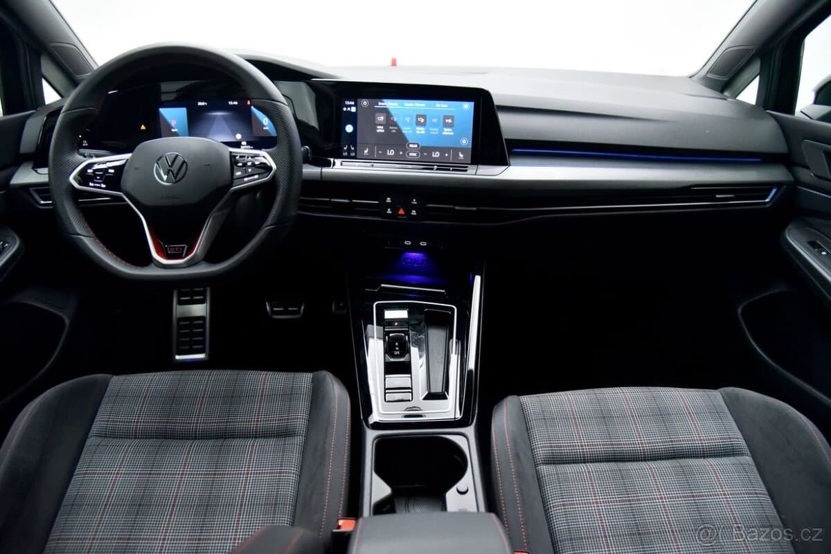 2024 Volkswagen GOLF - 10
