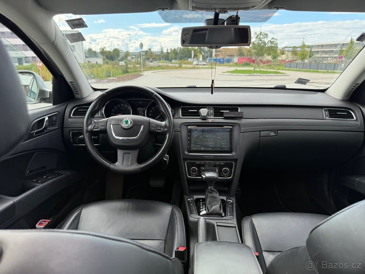 2012 Škoda SUPERB - 10
