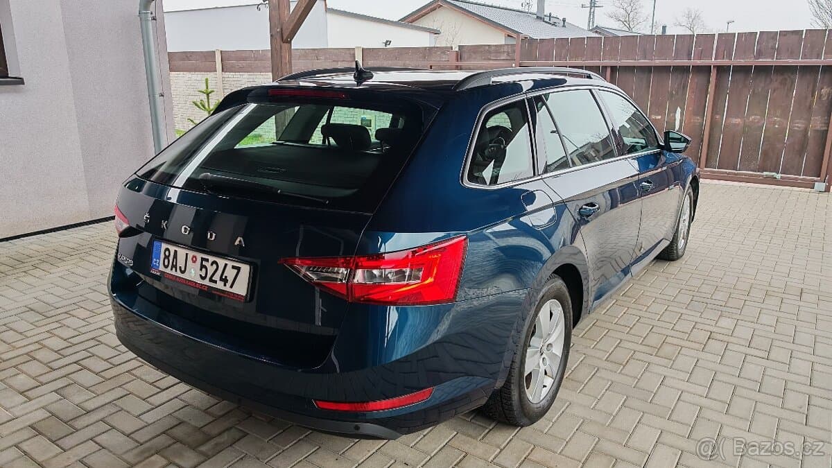 2020 Škoda SUPERB - 10