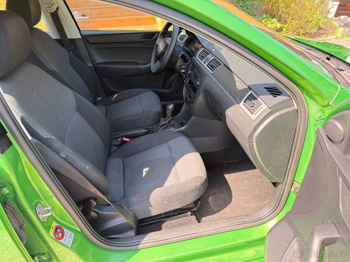 2014 Škoda RAPID - 10