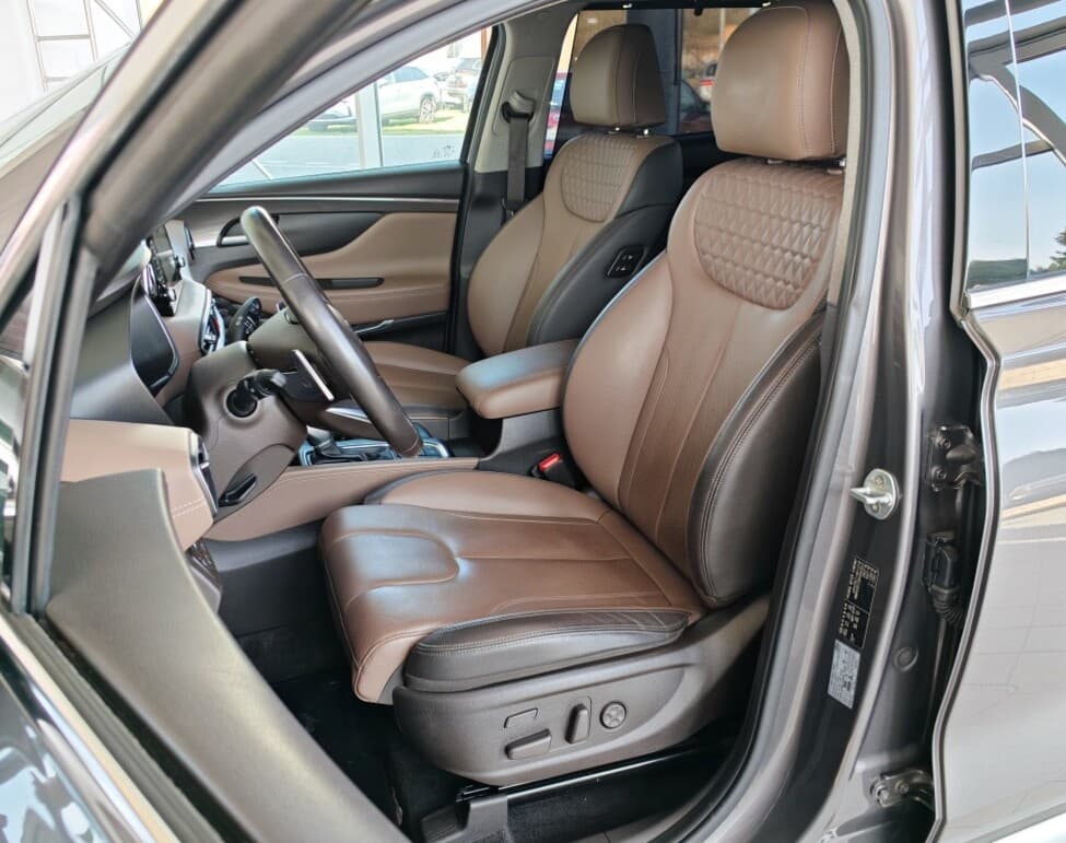 2019 Hyundai SANTA FE - 10