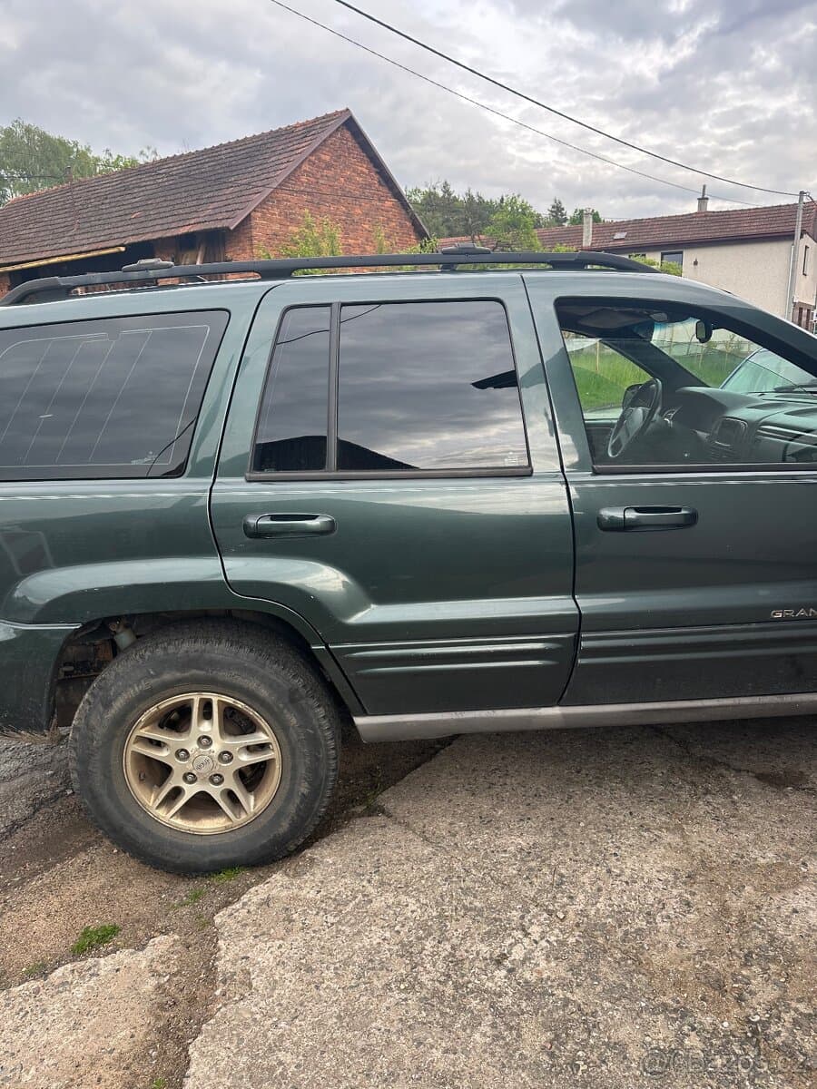 2000 Jeep CHEROKEE - 10