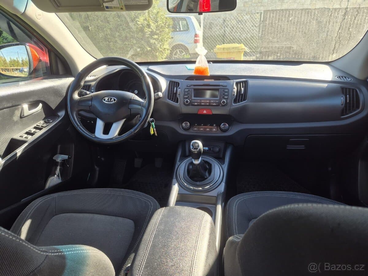 2010 Kia SPORTAGE - 10