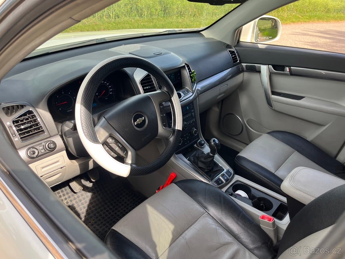 Chevrolet CAPTIVA - 10