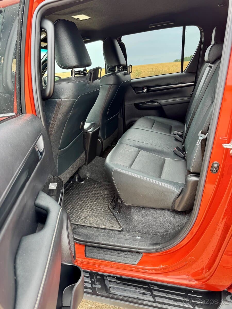 2020 Toyota HILUX - 10