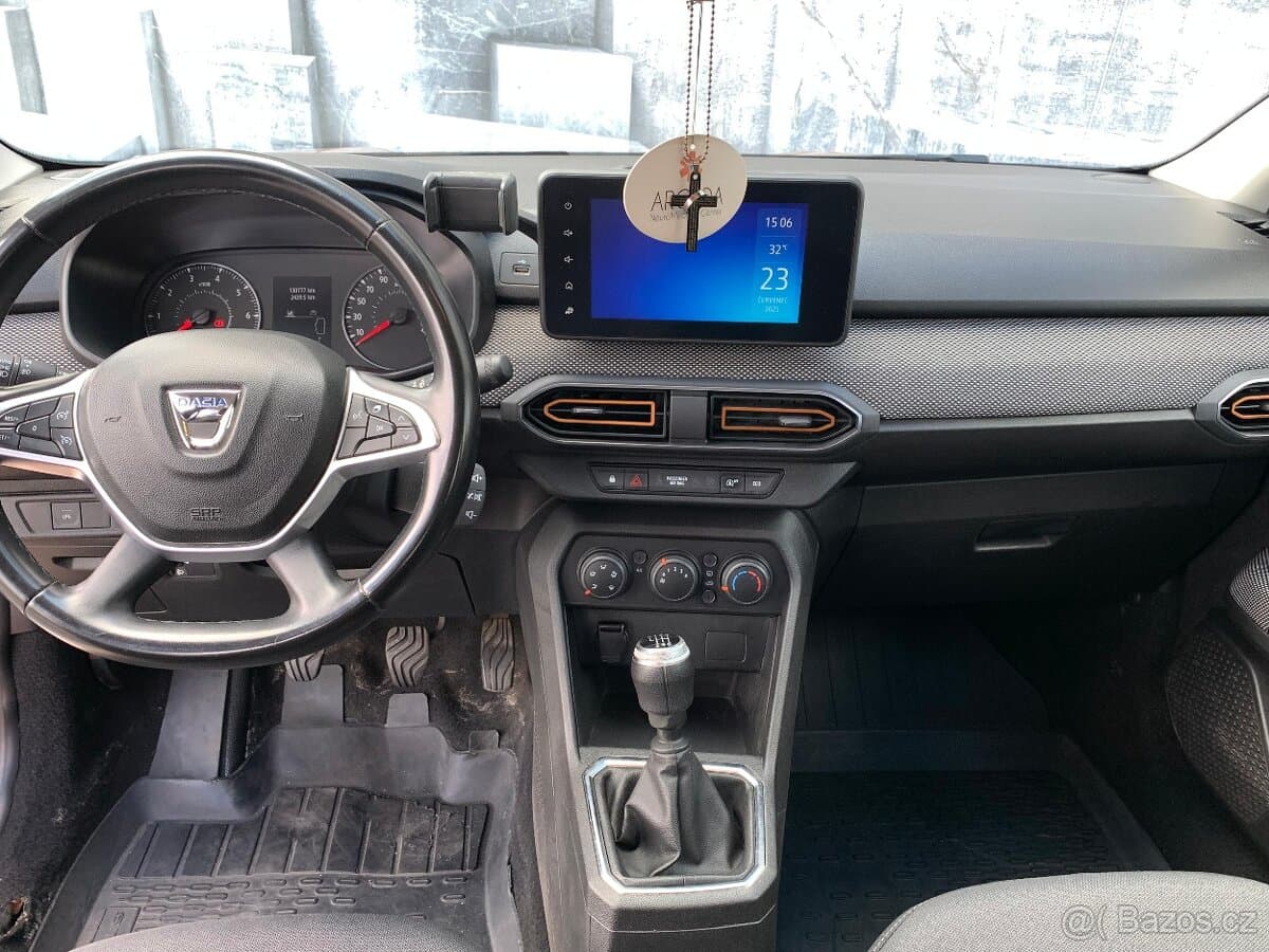 2022 Dacia SANDERO - 10