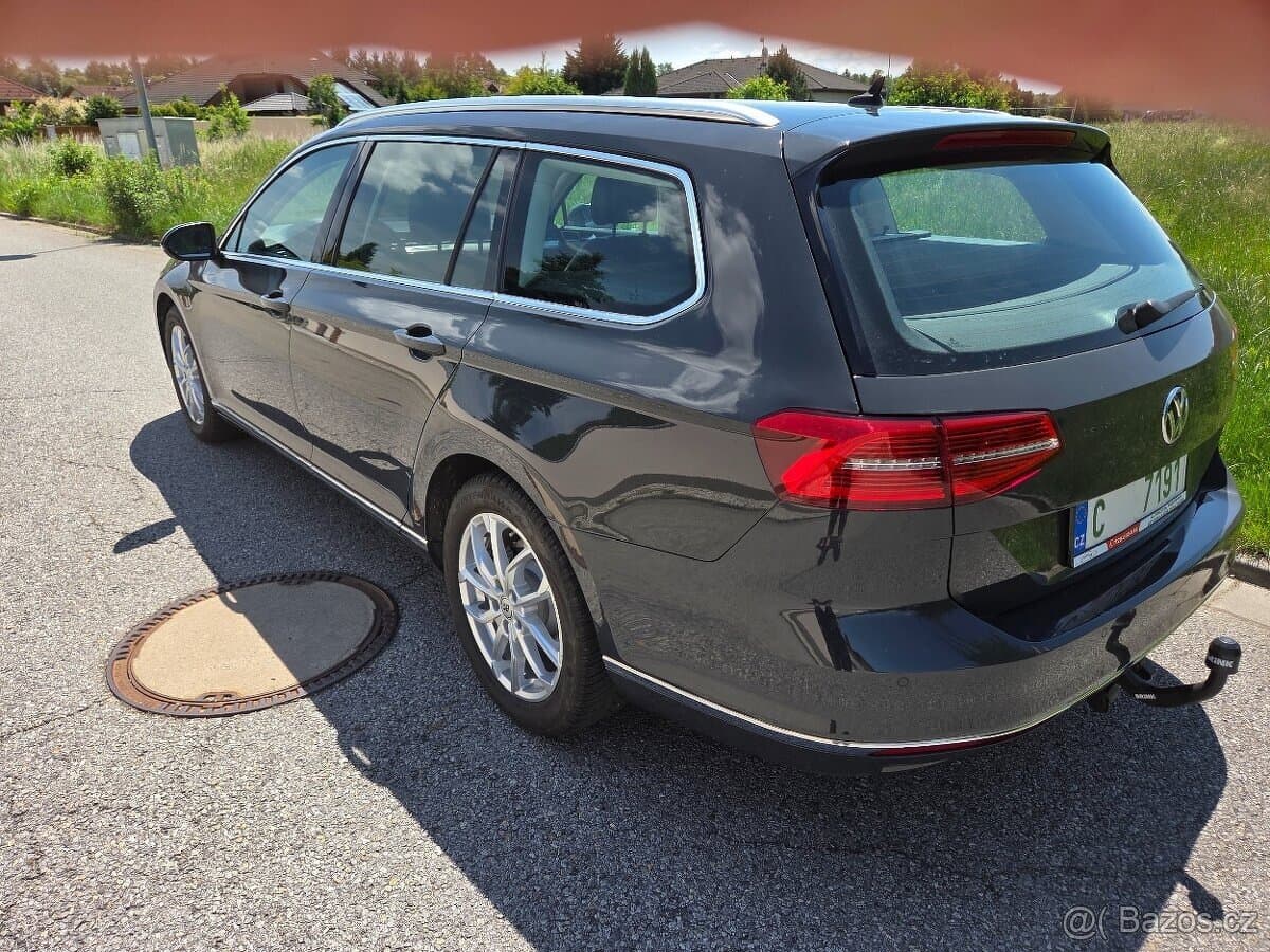 2019 Volkswagen PASSAT - 10