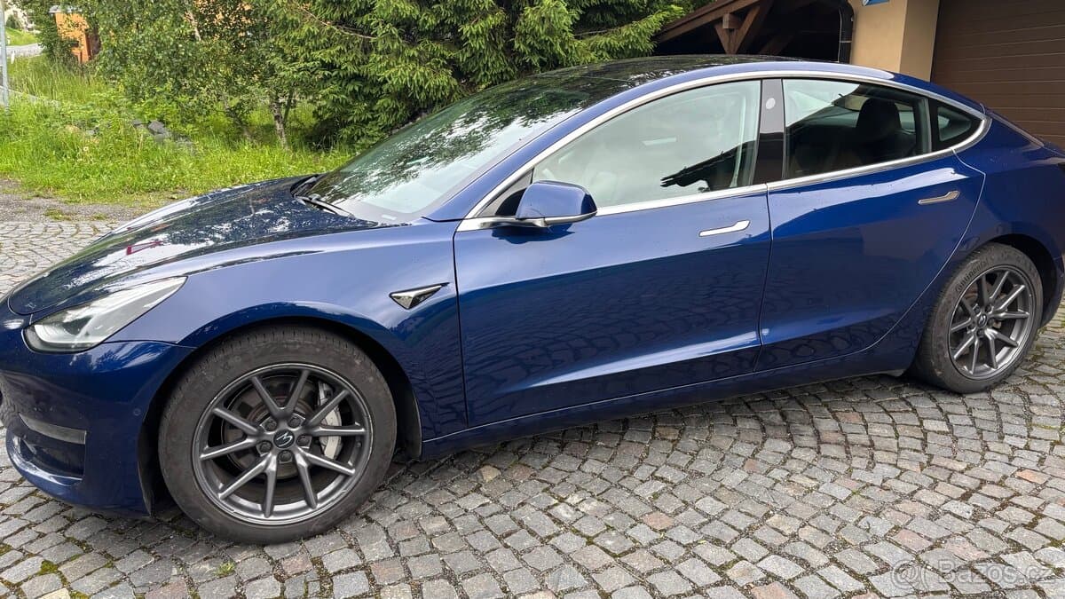 2019 Tesla MODEL 3 - 10