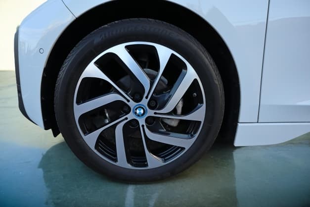 2020 BMW i3 - 10