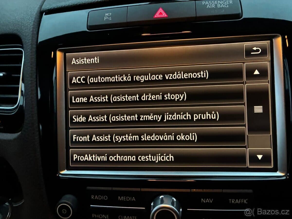 2014 Volkswagen TOUAREG - 10