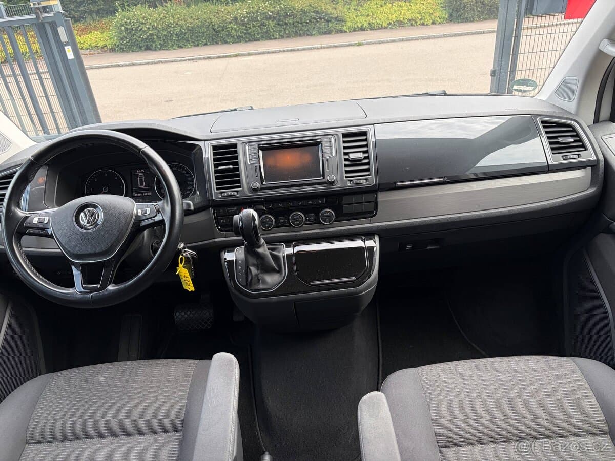 2017 Volkswagen MULTIVAN - 10