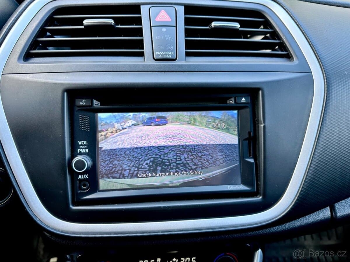2013 Suzuki S-CROSS - 10