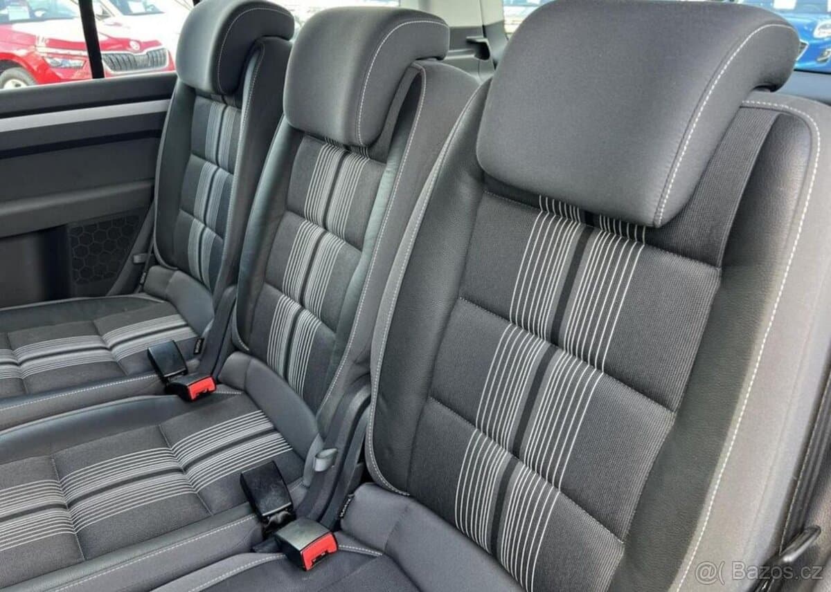 2012 Volkswagen TOURAN - 10