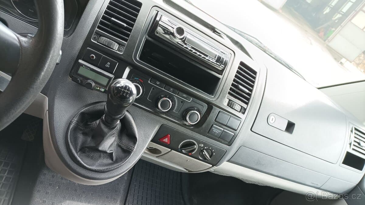 2010 Volkswagen TRANSPORTER - 10