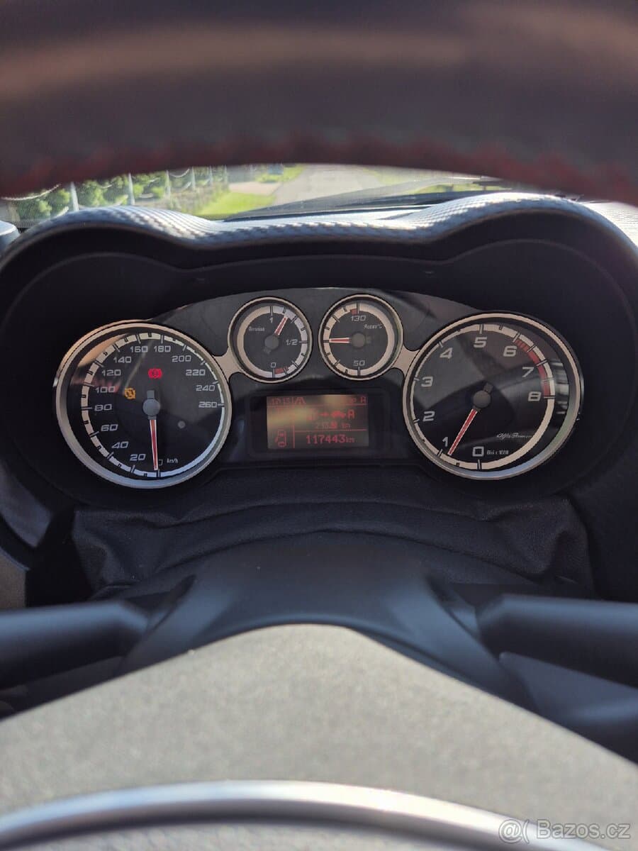 2017 Alfa Romeo MITO - 10