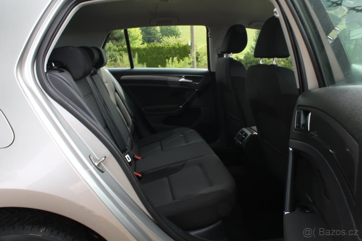 2013 Volkswagen GOLF - 10