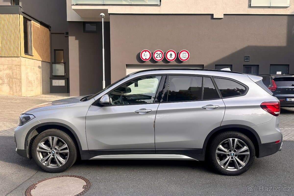 BMW X1 - 10