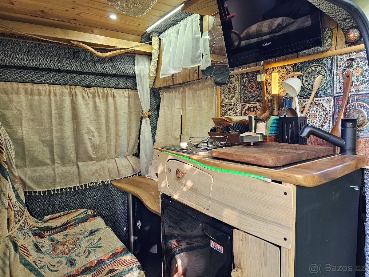 2005 Mercedes-Benz SPRINTER - 10
