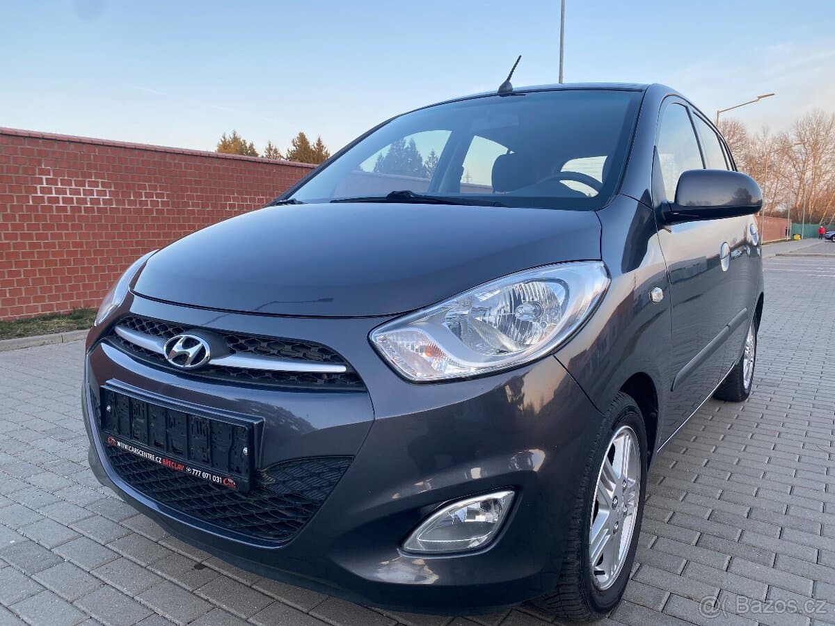 2012 Hyundai i10 - 10