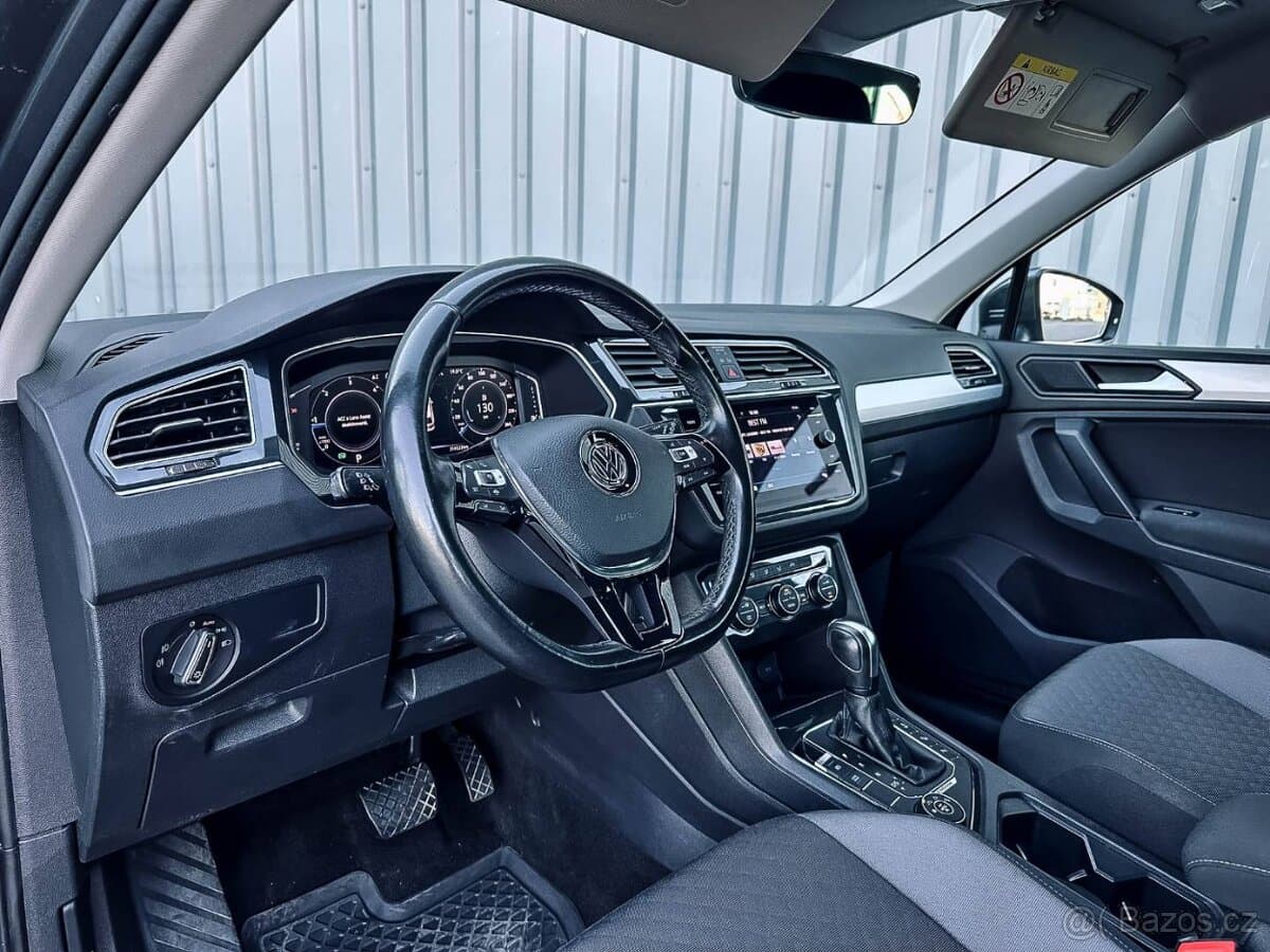 2020 Volkswagen TIGUAN - 10