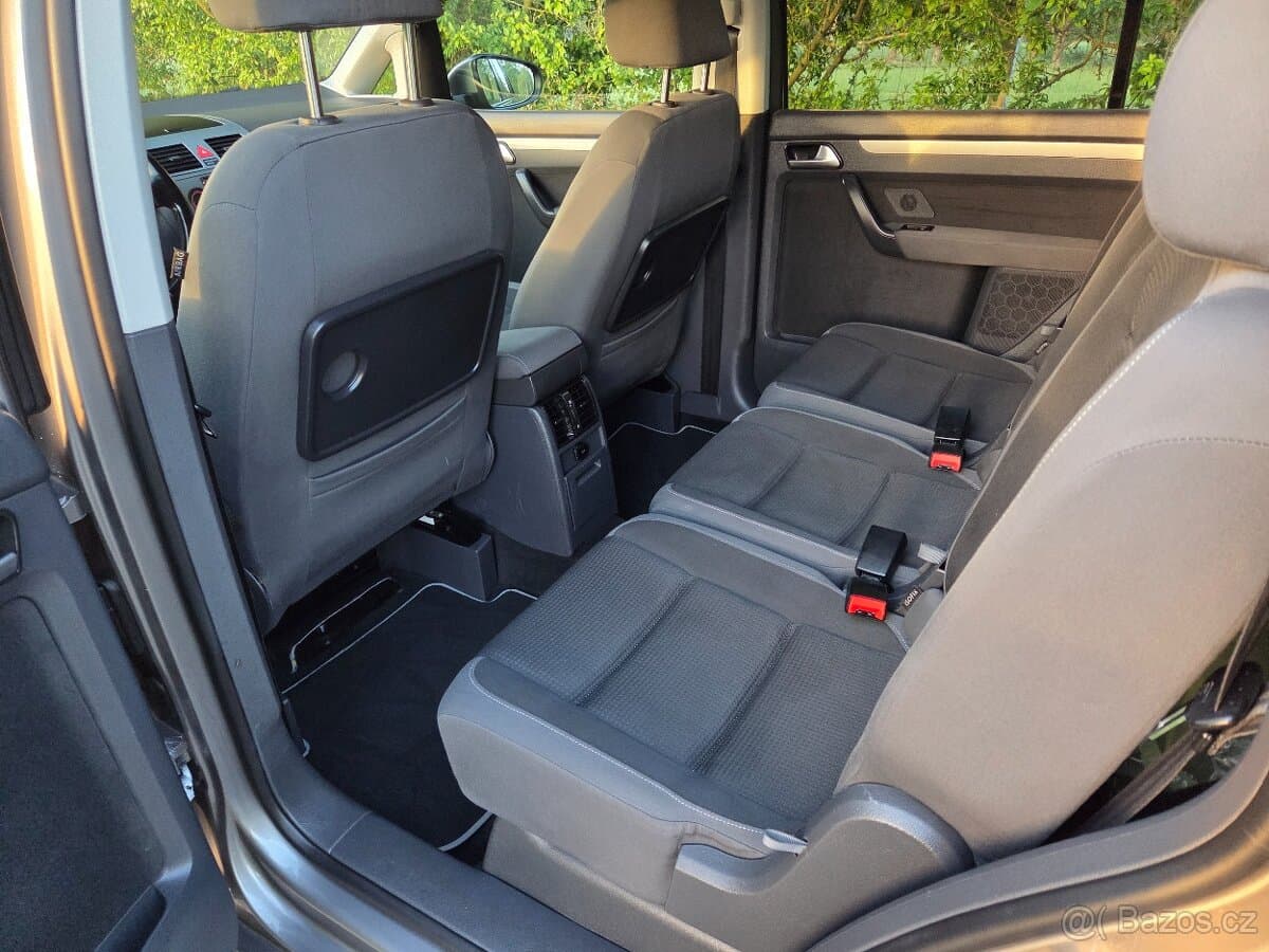 2010 Volkswagen TOURAN - 10
