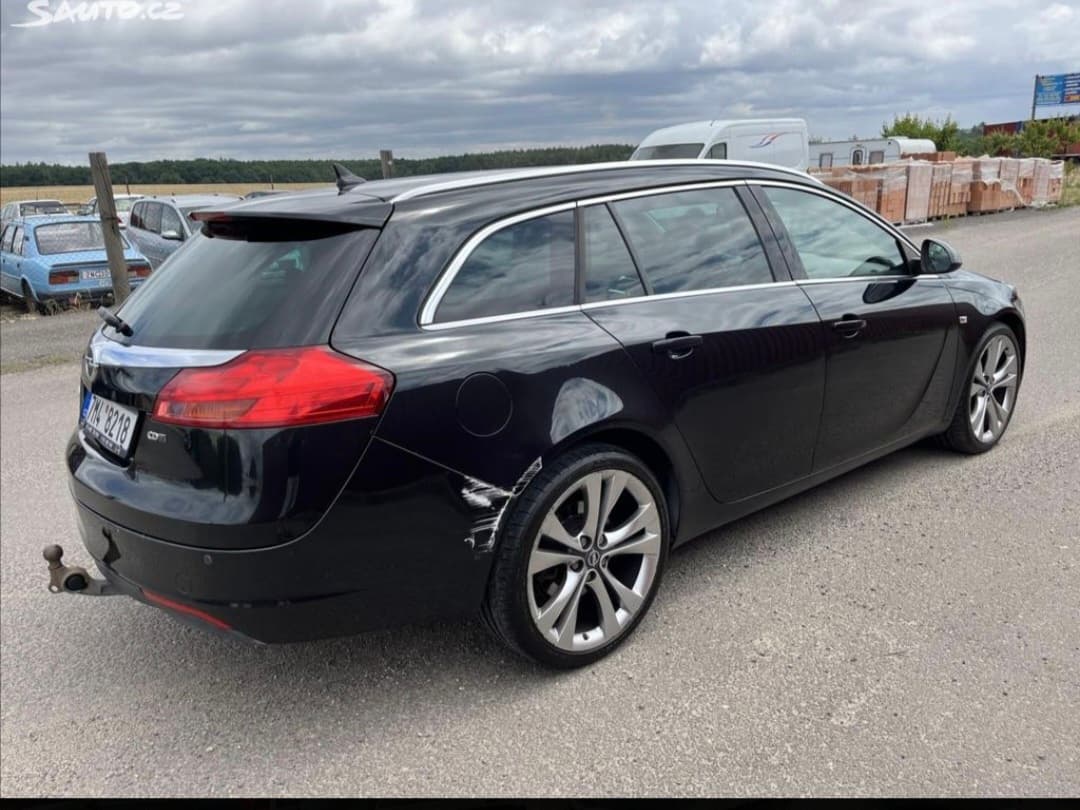 2010 Opel INSIGNIA - 10