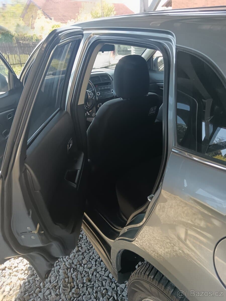 2012 Mitsubishi ASX - 10