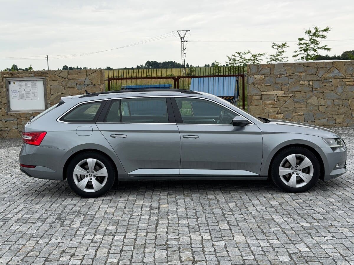 2016 Škoda SUPERB - 10