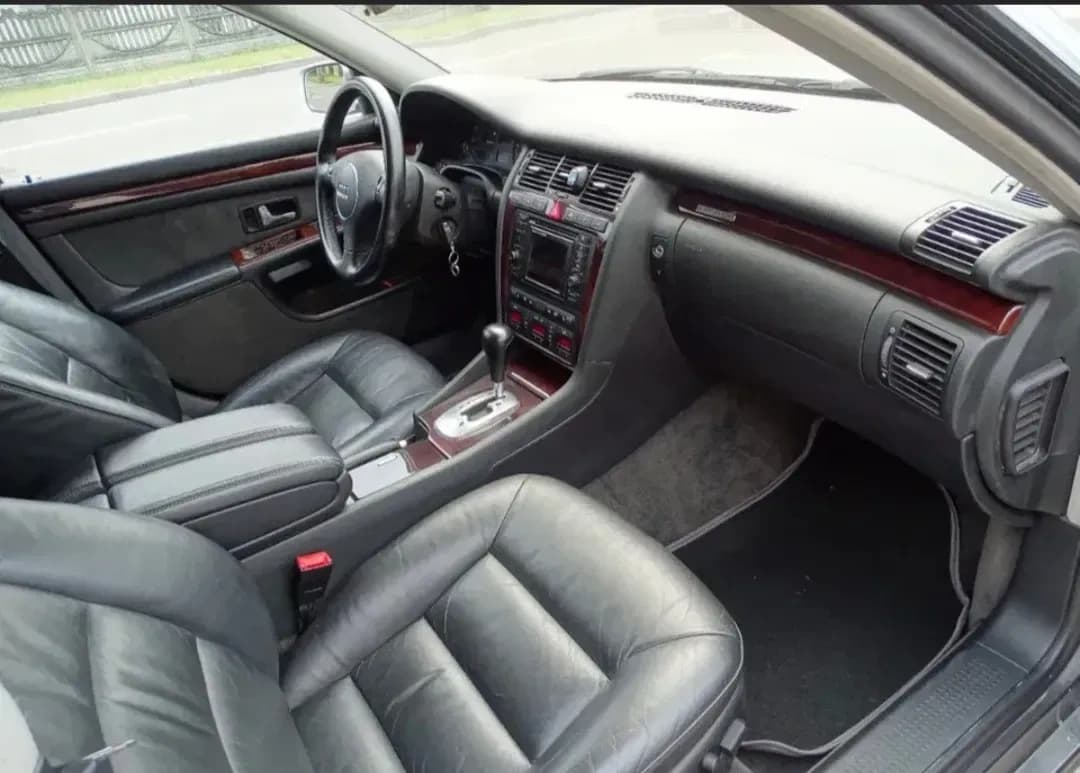 2002 Audi A8 - 10