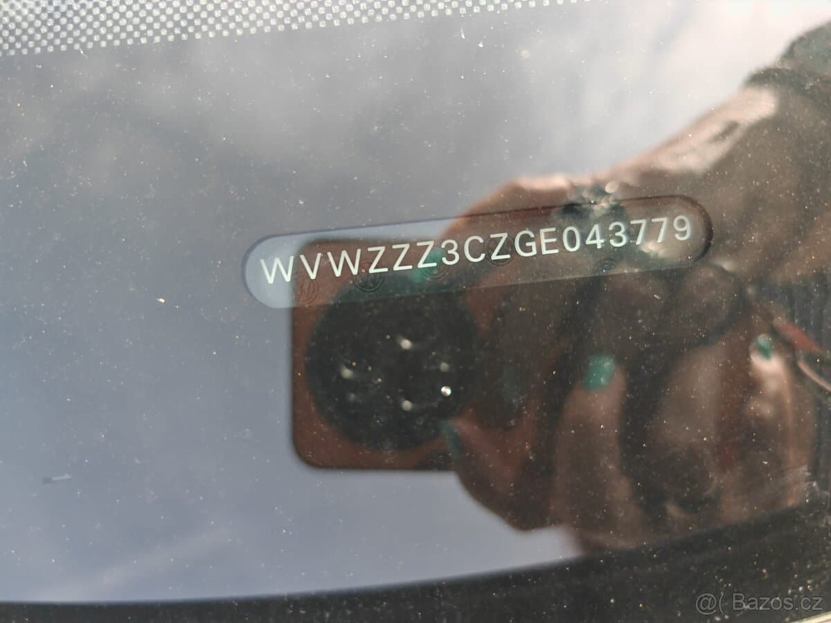 Volkswagen PASSAT - 10