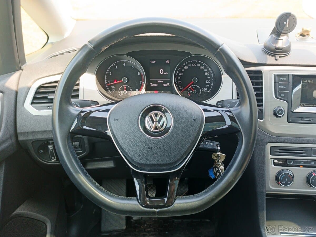 2015 Volkswagen GOLF - 10