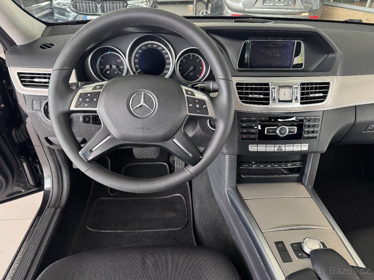 2015 Mercedes-Benz OSTATNÍ - 10
