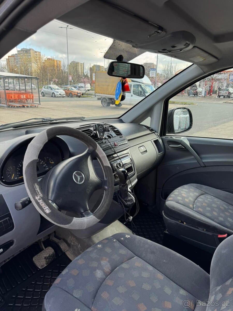 Mercedes-Benz VITO - 10
