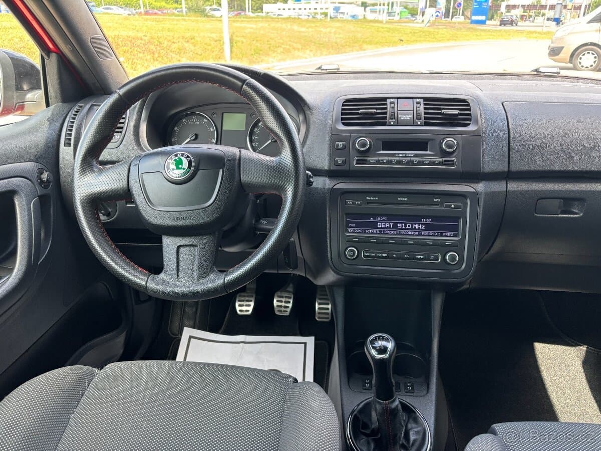 2011 Škoda FABIA - 10