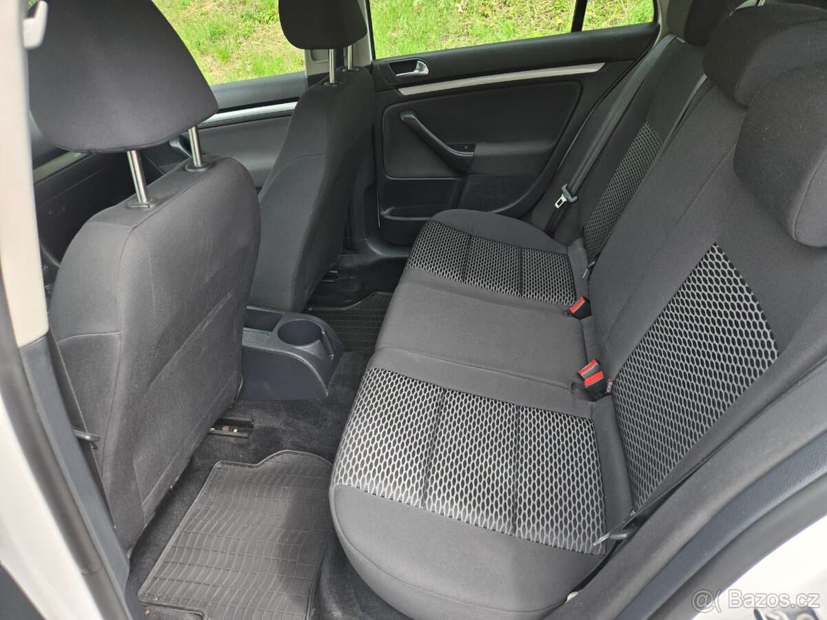 2013 Volkswagen GOLF - 10
