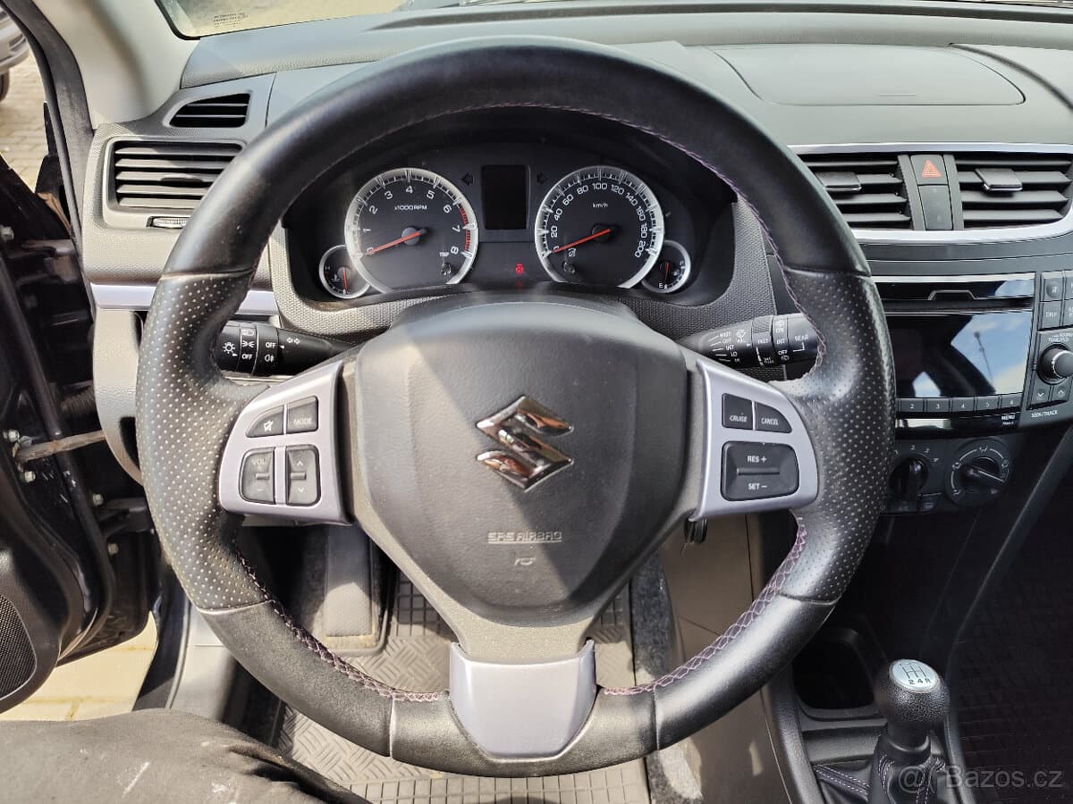 2016 Suzuki SWIFT - 10