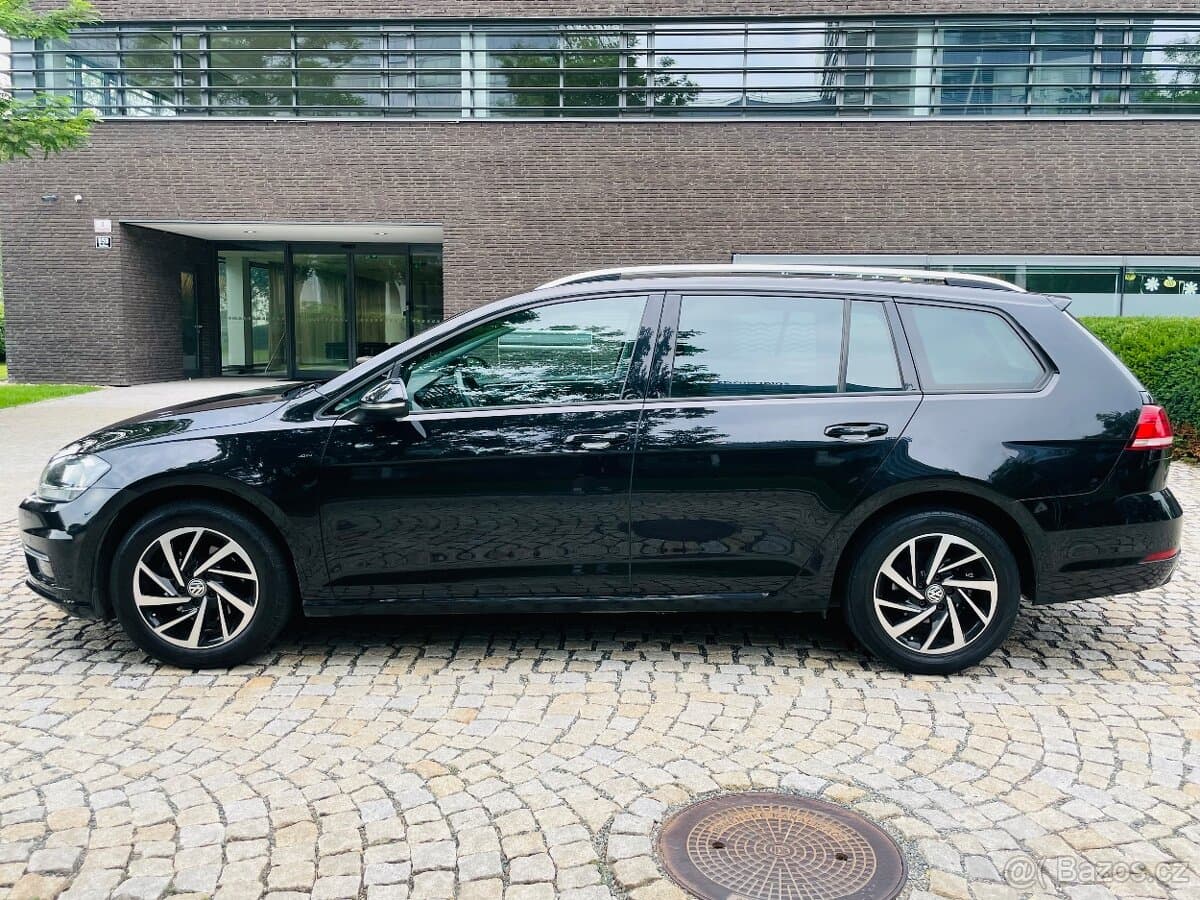 2019 Volkswagen GOLF - 10