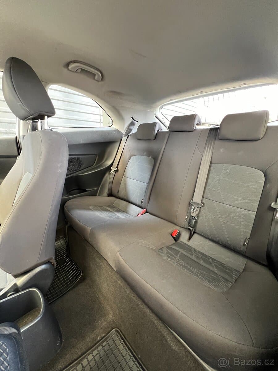 2015 Kia RIO - 10